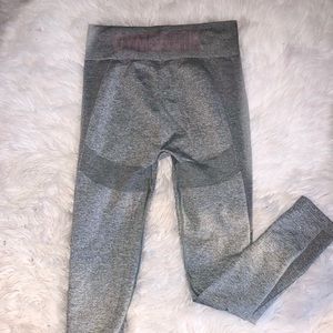 Gym shark legging